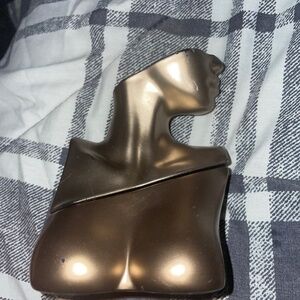 Billie Eillish perfume